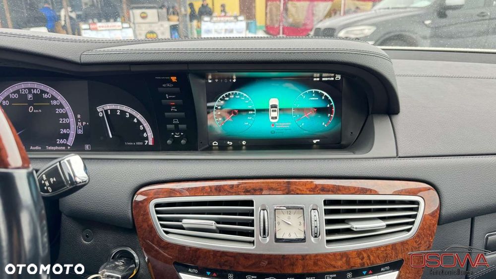 Mercedes-Benz CL - 12