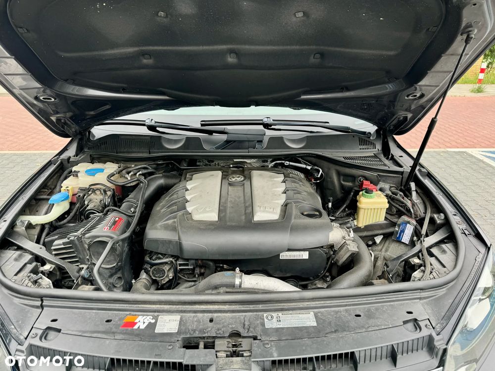 Volkswagen Touareg - 21