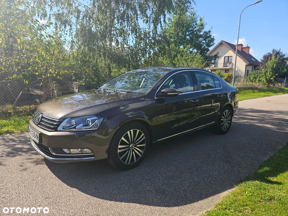 Volkswagen Passat 1.4 TSI BMT Highline - 9