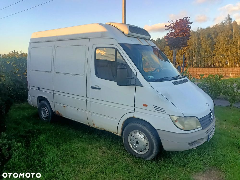 Mercedes-Benz Sprinter
