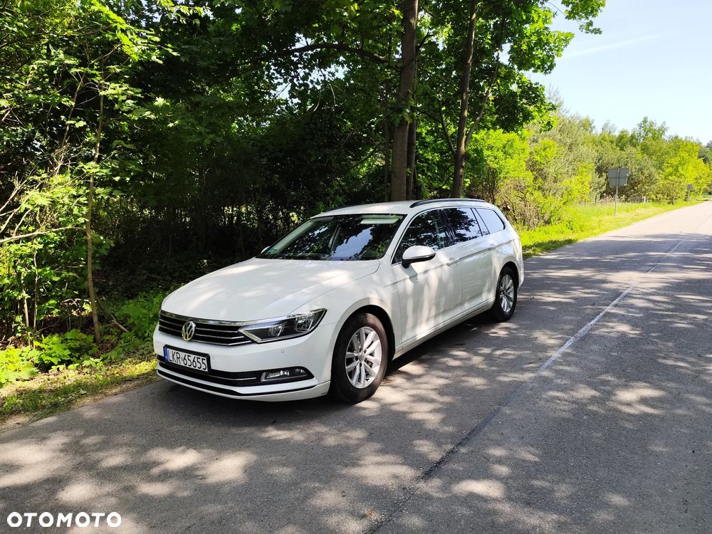 Volkswagen Passat 2.0 TDI (BlueMotion Technology) Comfortline - 15