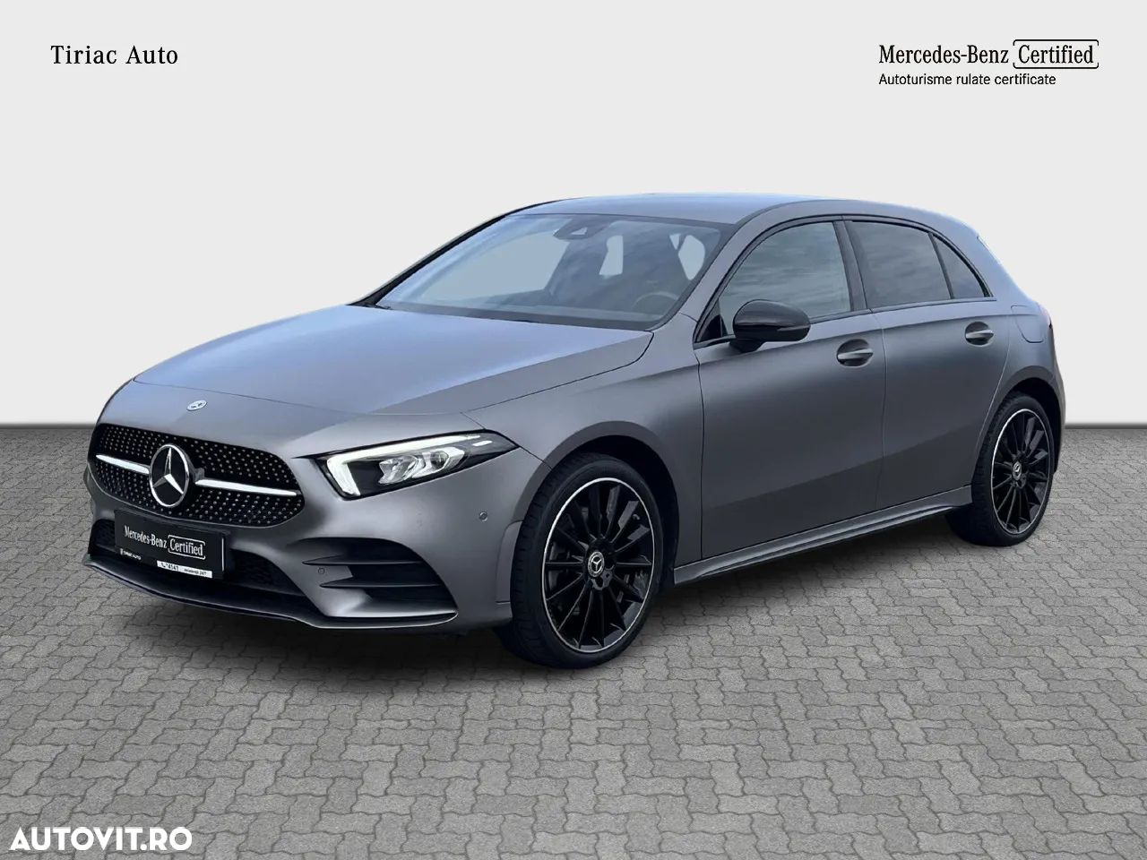 Mercedes-Benz A 250 e 8G-DCT AMG Line - 1