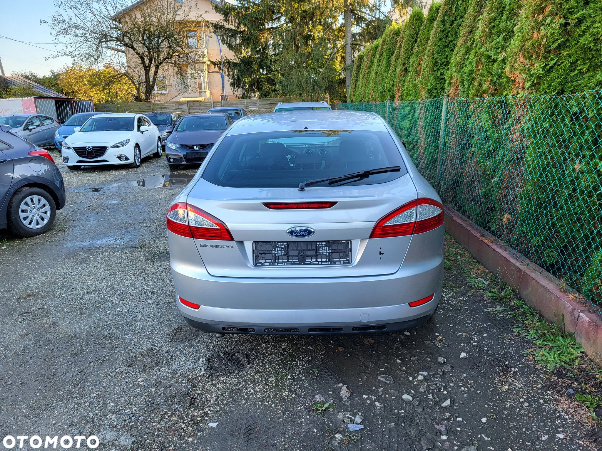 Ford Mondeo 2.0 FF Ghia - 10