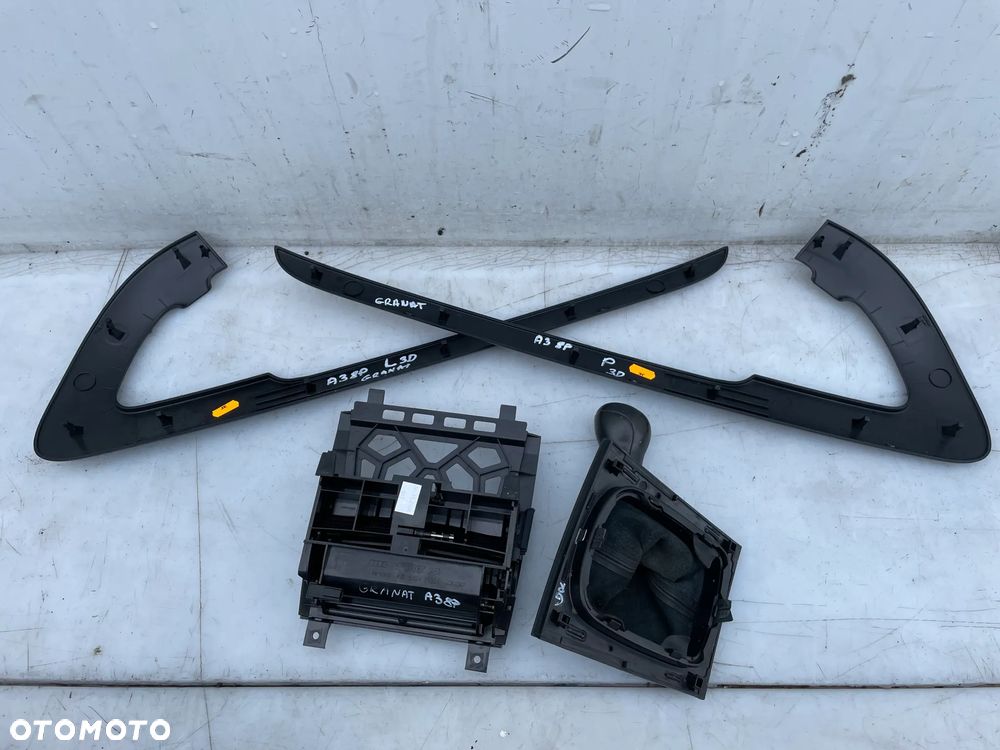 DEKORY POPIELNICZKA LISTWY MIESZEK AUDI A3 8P 3D GRANATOWE NIEBIESKI - 7