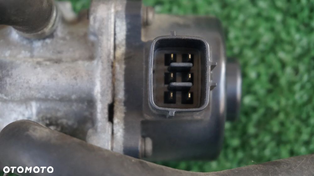 Mitsubishi Pajero III 3.5 V6 GDI 99-06 6G74 zawor EGR - 2