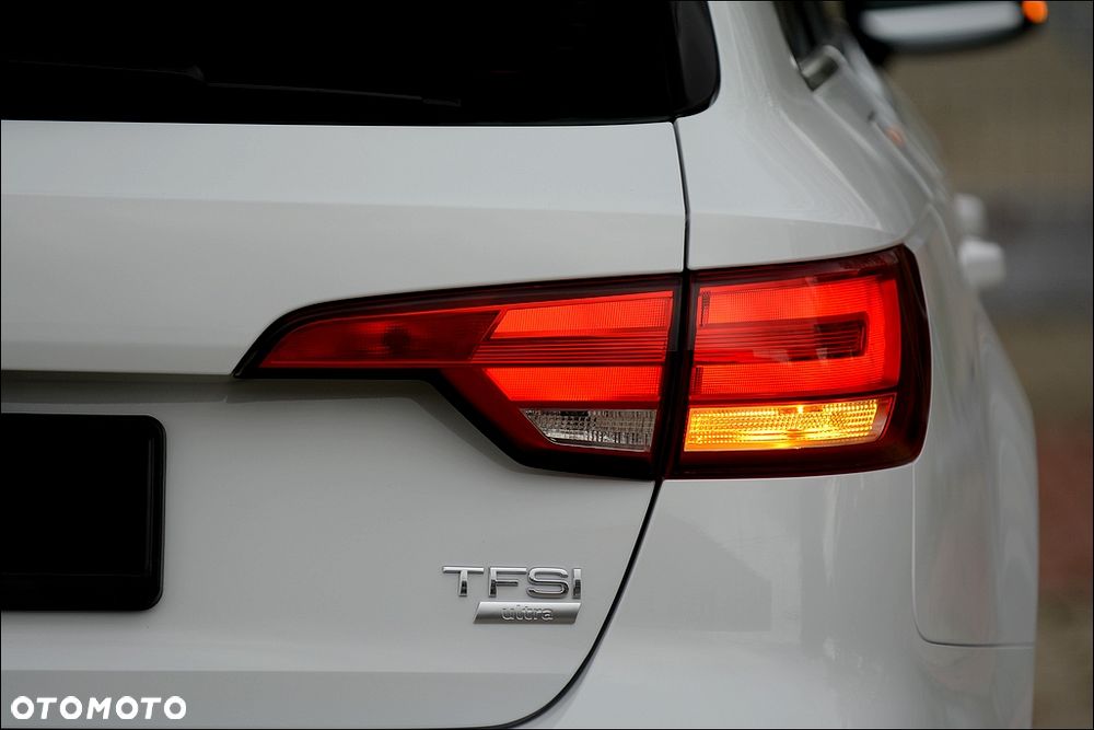 Audi A4 Avant 2.0 TFSI ultra Sport S tronic - 38
