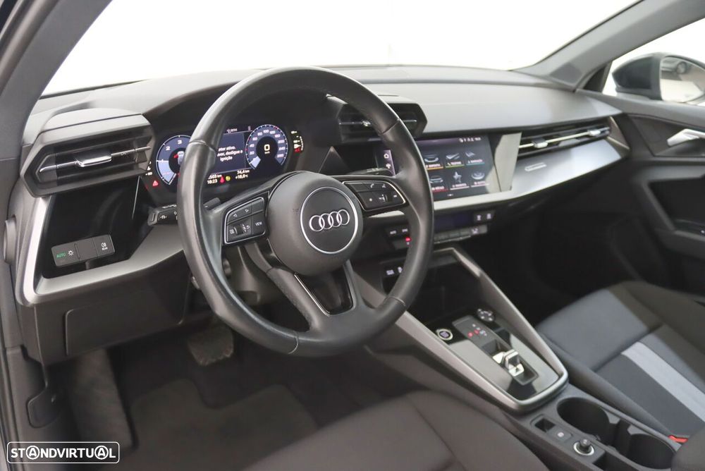 Audi A3 Sportback 30 TDI S line S tronic - 4