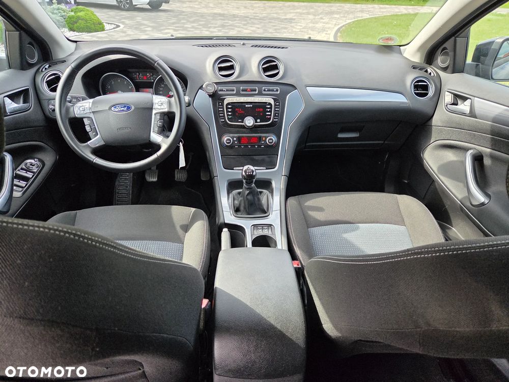 Ford Mondeo 2.0 Viva Titanium - 21