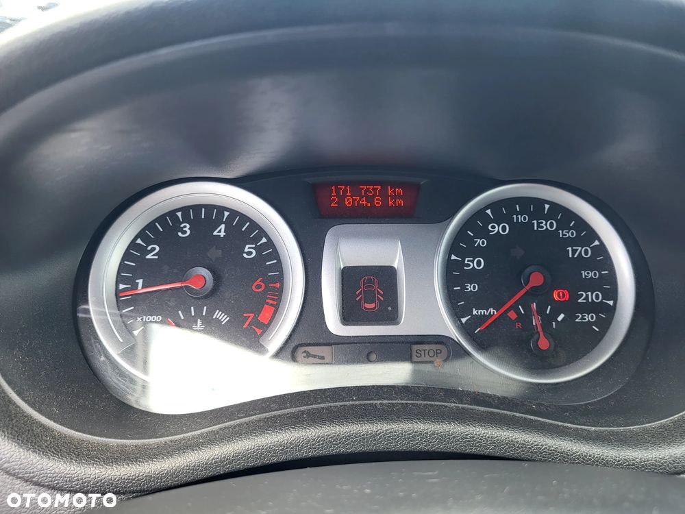 Renault Clio - 10