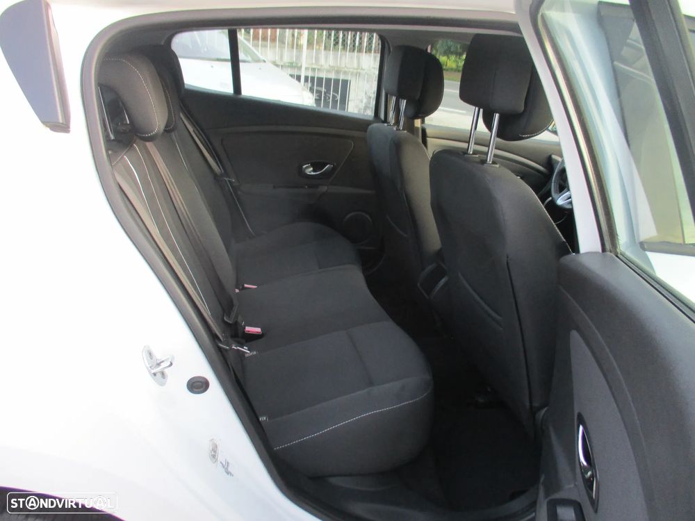 Renault Mégane 1.2 TCE Dynamique S SS - 22