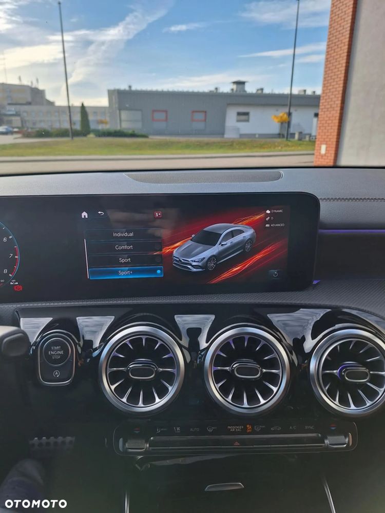 Mercedes-Benz CLA - 30