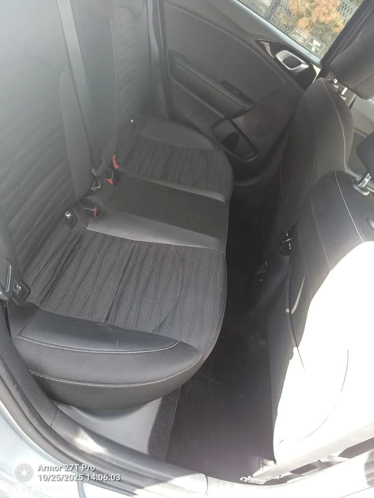 Kia ProCeed 1.5 T-GDI GT Line - 14