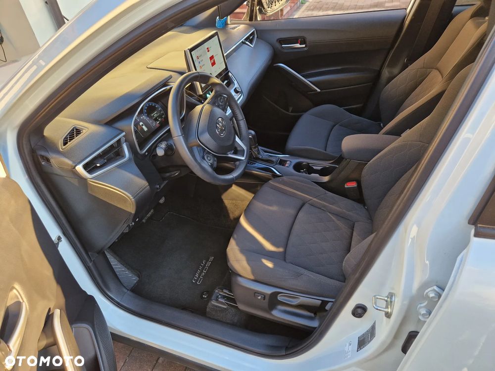 Toyota Corolla Cross 2.0 Hybrid Style - 12