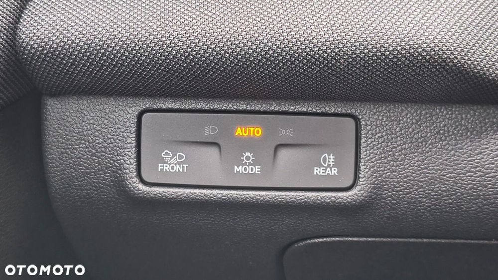 Volkswagen T-Roc - 15