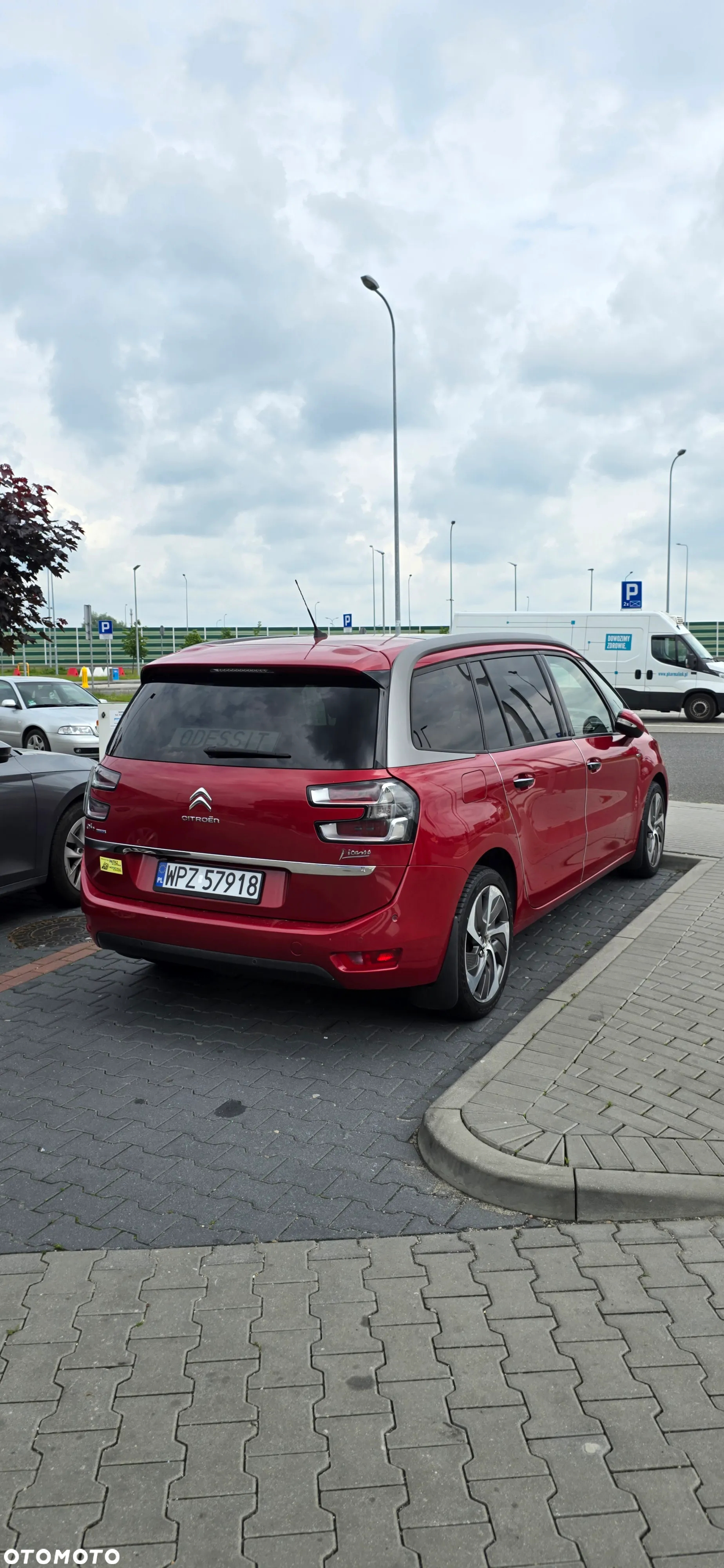 Volkswagen Touran - 22