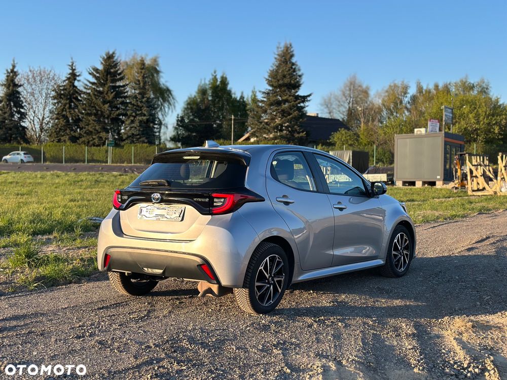 Toyota Yaris - 18