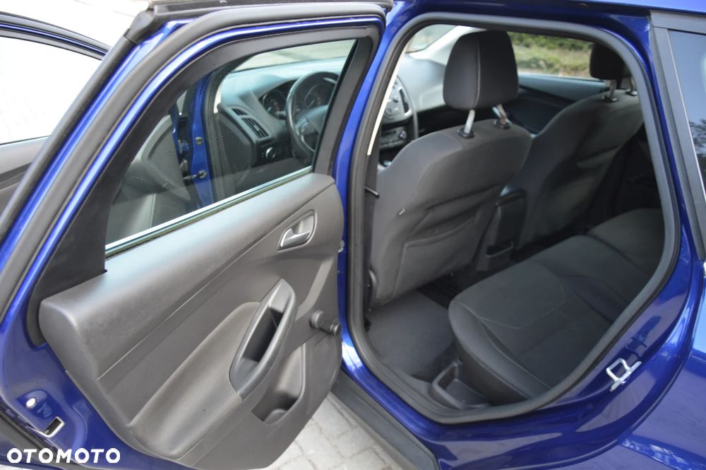 Ford Focus 1.0 EcoBoost Ambiente - 14