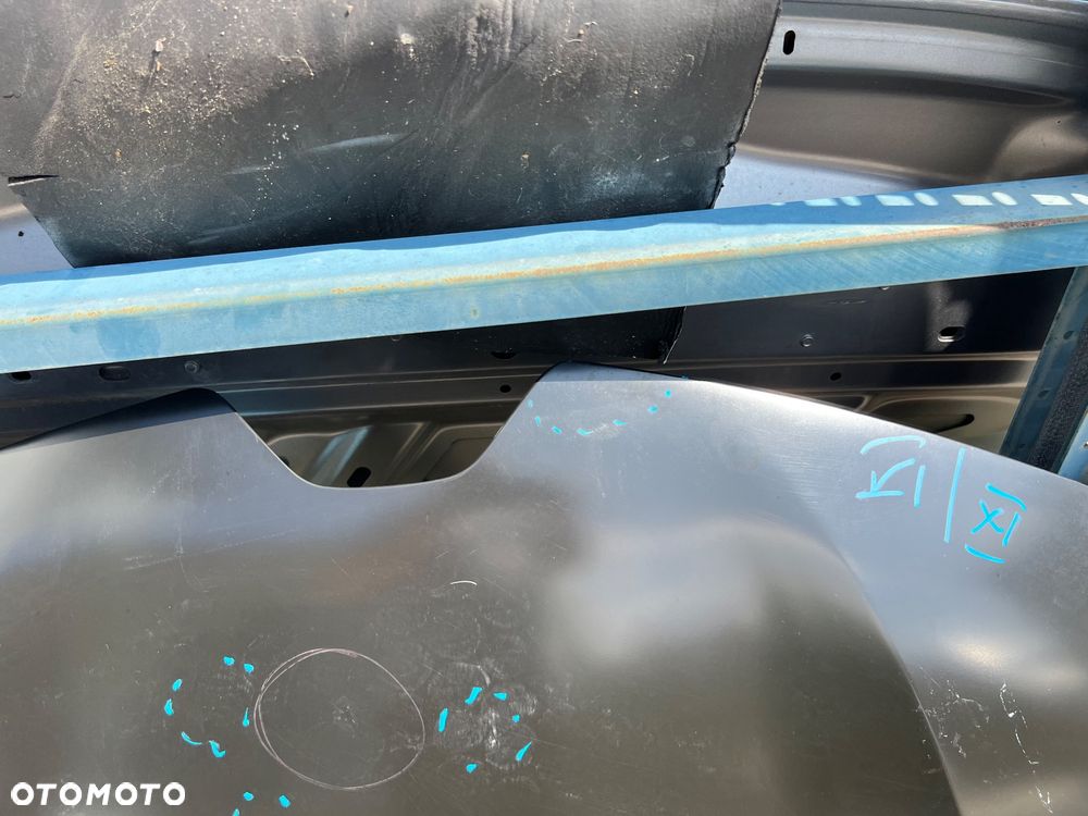 Renault Clio V Maska silnika - 2