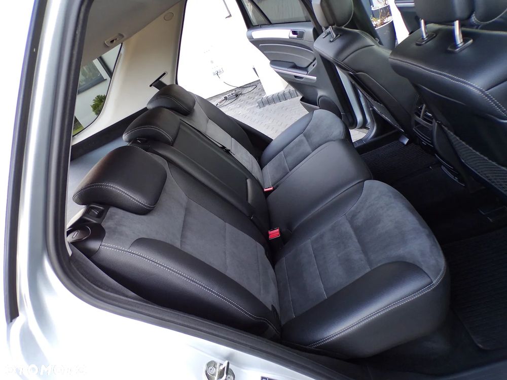 Mercedes-Benz ML 280 CDI 4Matic 7G-TRONIC Edition 10 - 25