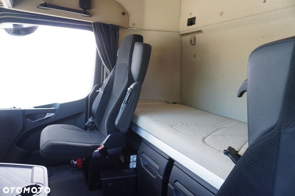 Mercedes-Benz Actros L 3552 8x4 / 2023 / 76 T DMC / rama 760 cm / oś skrętna - 17