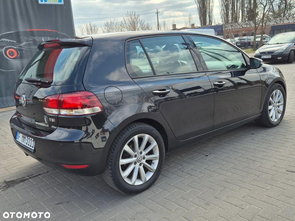 Volkswagen Golf 1.4 TSI BMT Comfortline - 12