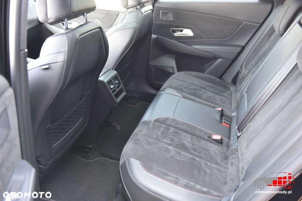 DS Automobiles DS 7 Crossback - 17