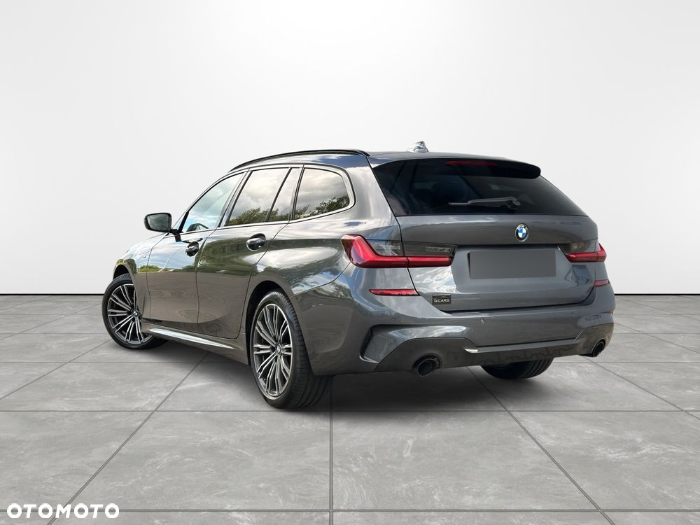 BMW Seria 3 320d Touring M Sport - 9
