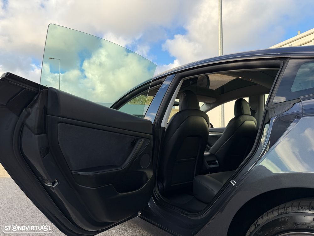 Tesla Model 3 Standard Range Plus RWD - 27