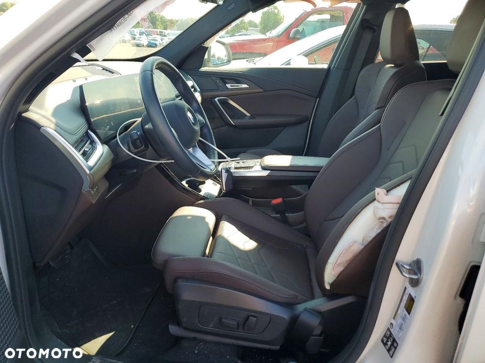 BMW X1 - 8