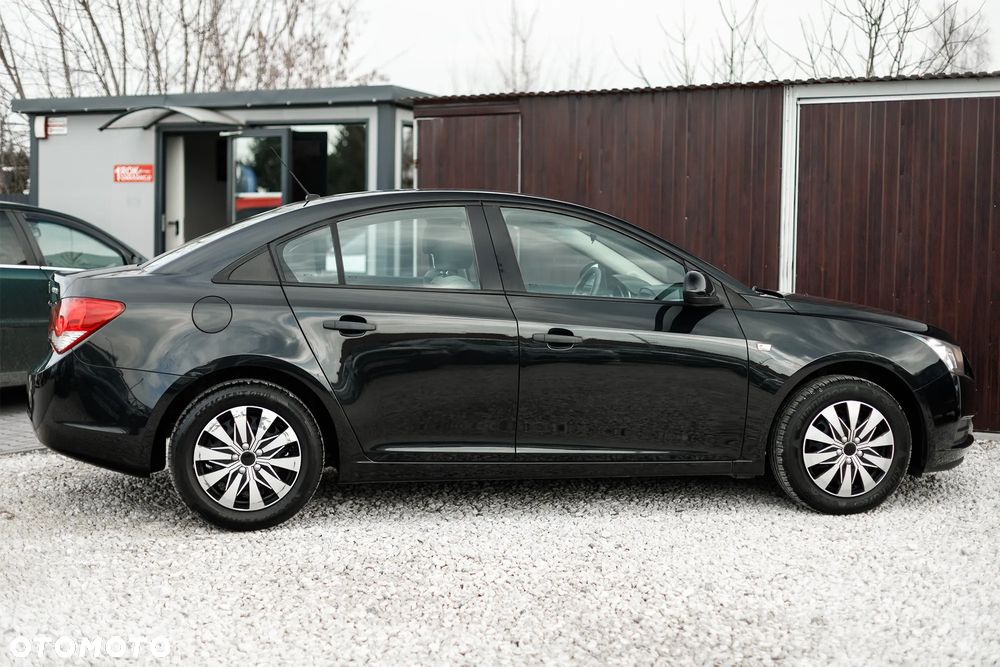 Chevrolet Cruze 1.6 LS - 7