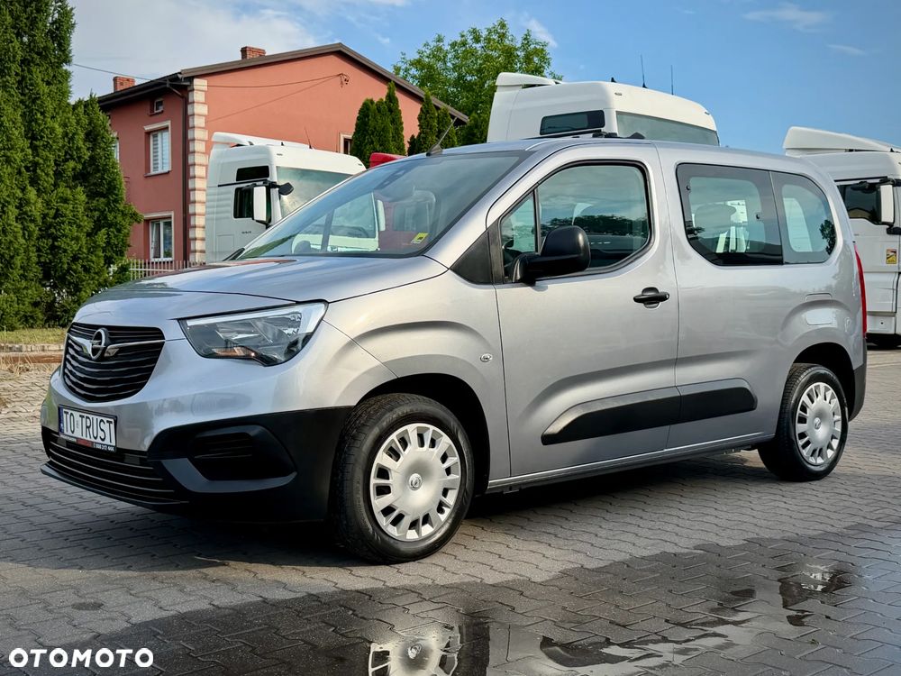 Opel Combo 1.2 Turbo Edition Plus S&S - 2