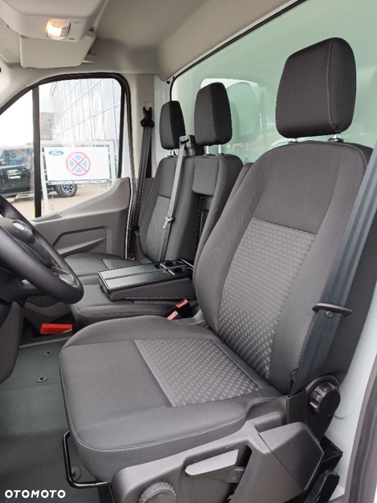 Ford Transit - 10