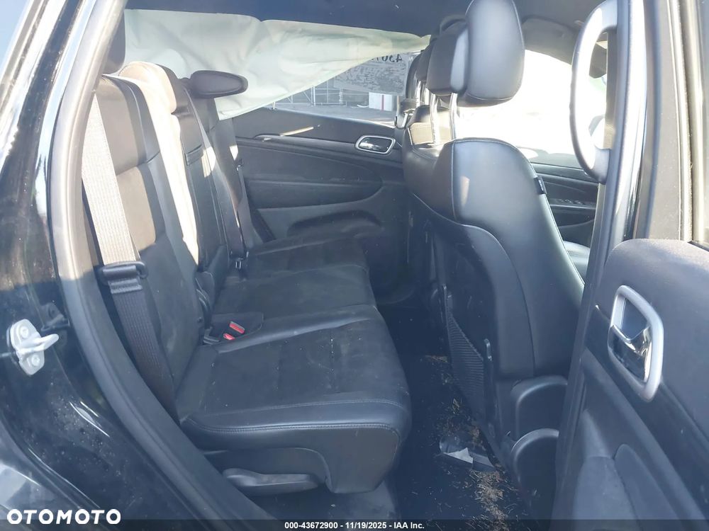 Jeep Grand Cherokee - 8