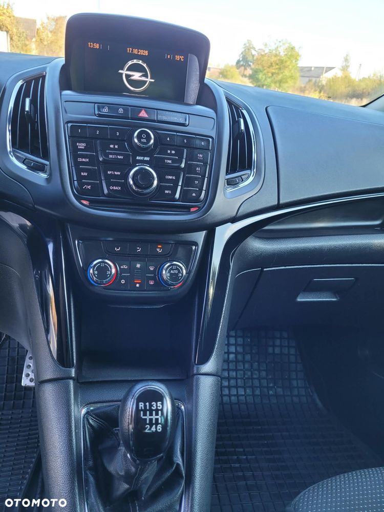 Opel Zafira - 17