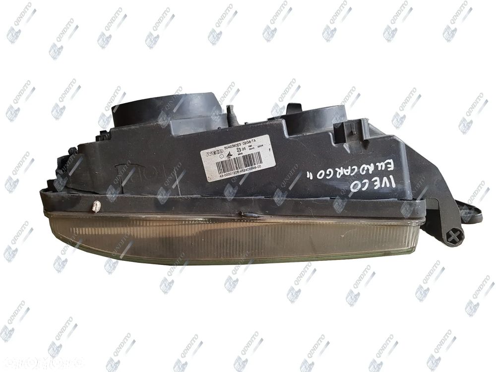 LAMPA REFLEKTOR LEWY/PRAWY  PRZÓD KIERUNKOWSKAZ IVECO STRALIS EUROCARGO 504047590 - 6
