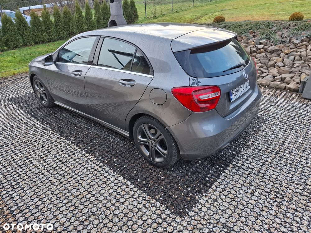 Mercedes-Benz Klasa A 200 (BlueEFFICIENCY) 7G-DCT - 4