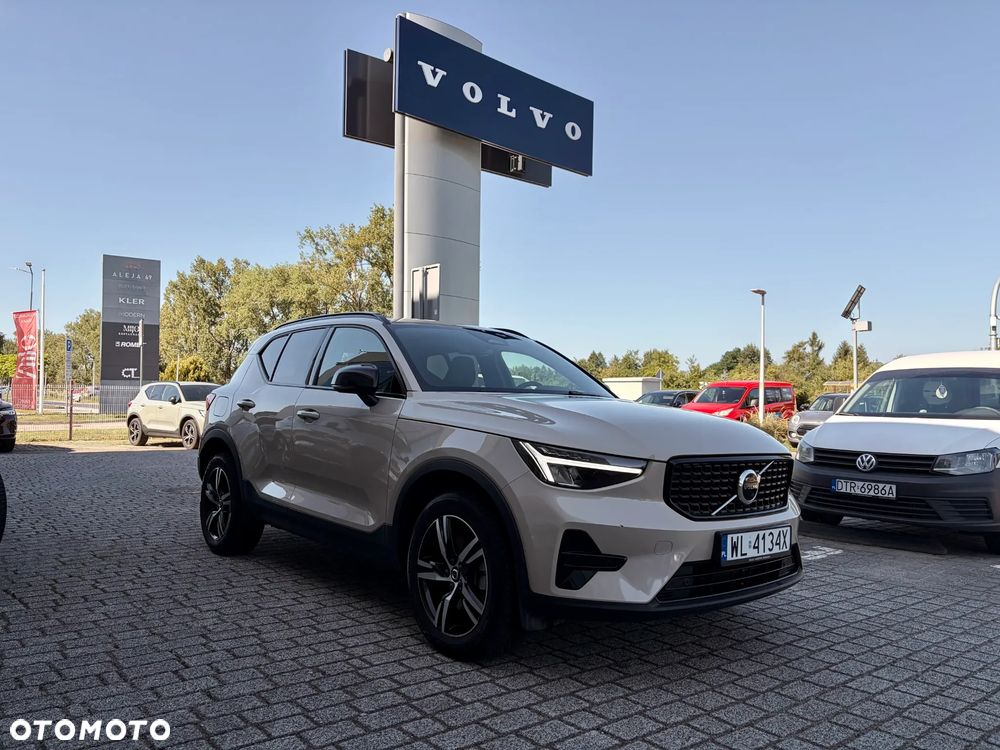 Volvo XC 40 B3 Plus Dark - 5