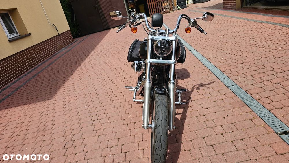 Harley-Davidson Dyna Super Glide - 15