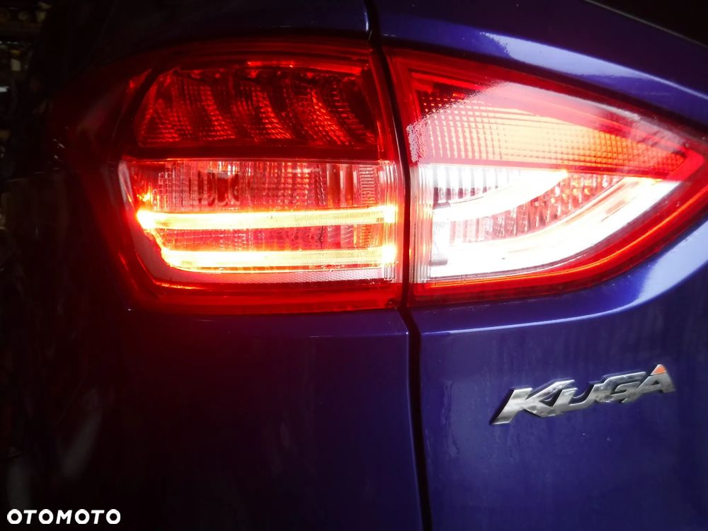 Ford Kuga MK2  lampa tyl w klape LED lewa  CV4413A603-BF - 1
