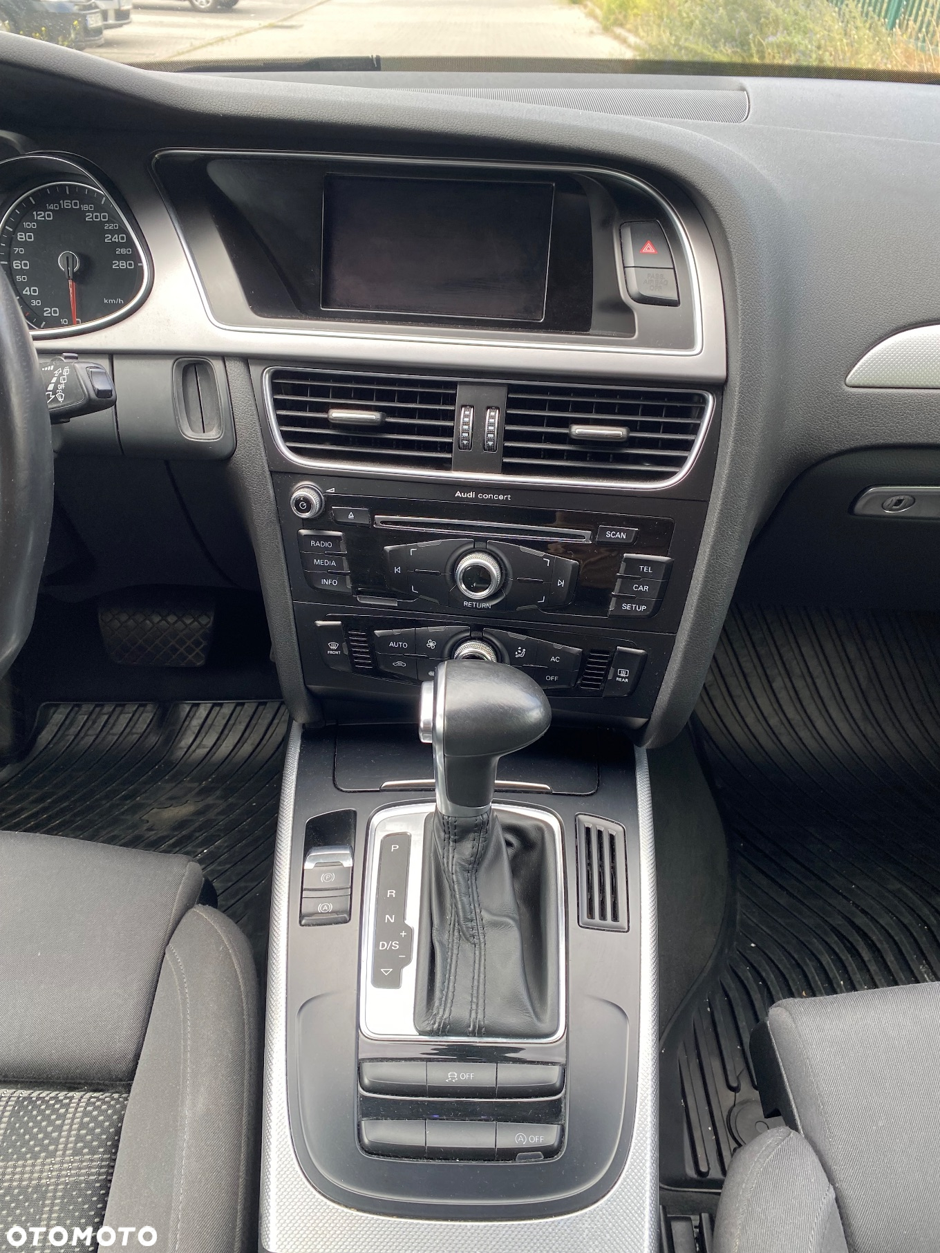 Audi A4 Avant 2.0 TDI DPF quattro S tronic Ambiente - 18