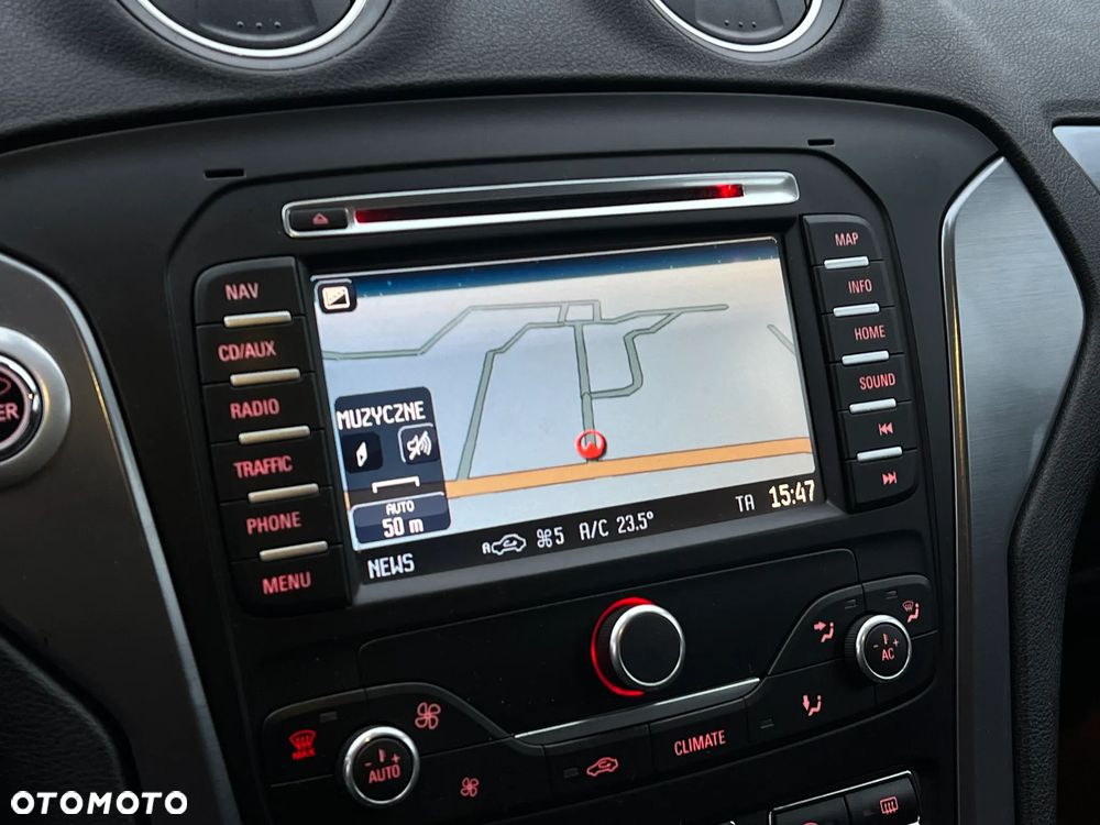 Ford Mondeo 2.0 Platinium X - 17