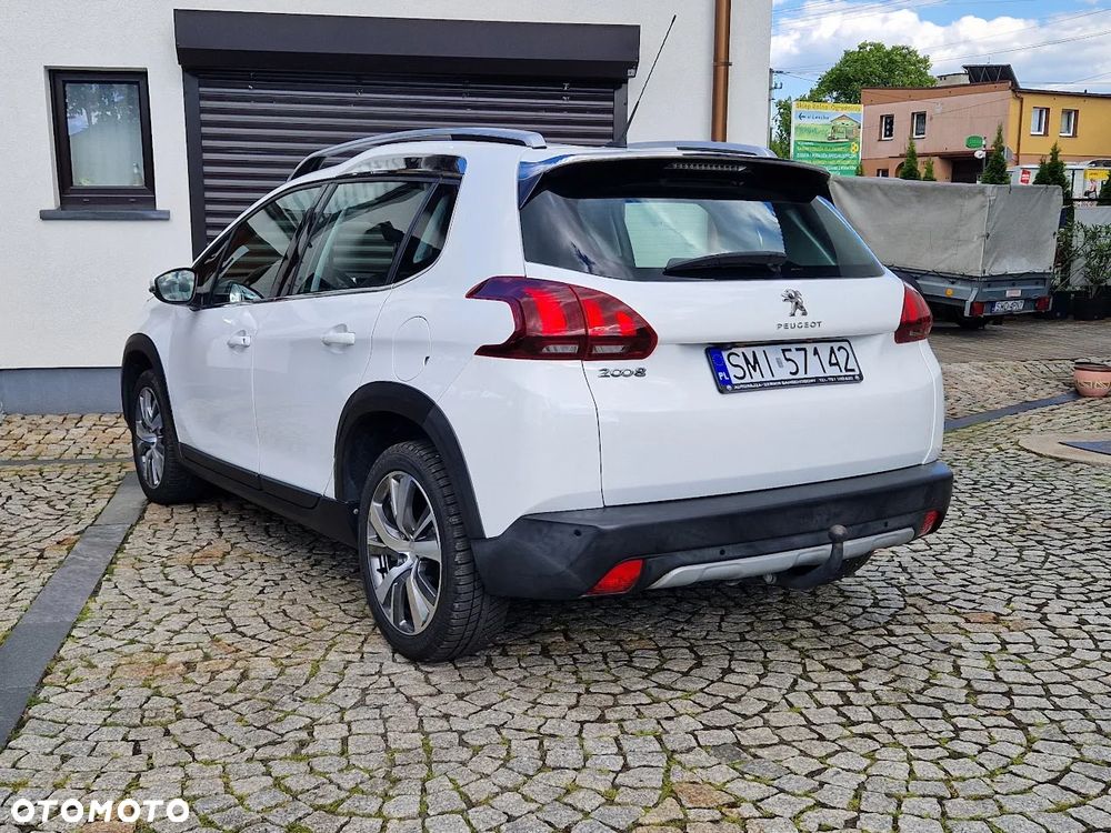 Peugeot 2008 PureTech 110 Stop&Start Allure - 11