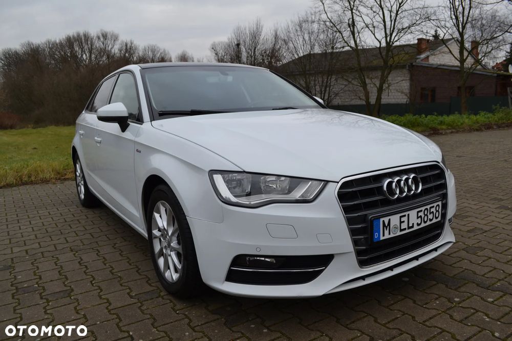 Audi A3 Sportback 1.6 TDI (clean diesel) S line Sportpaket - 3