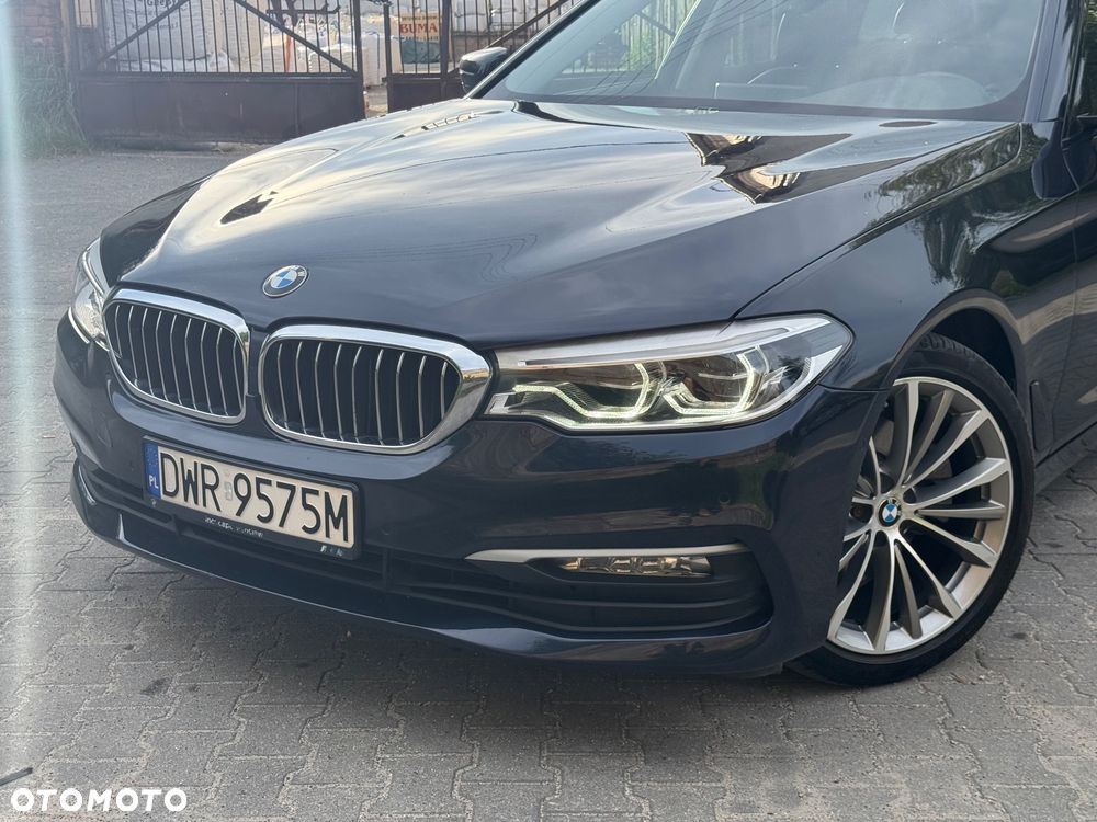 BMW Seria 5 520d xDrive Luxury Line sport - 15