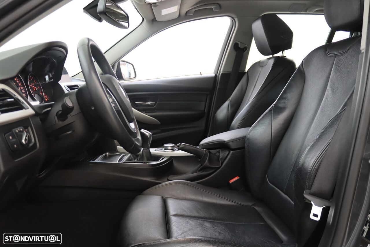 BMW 318 d Touring - 4
