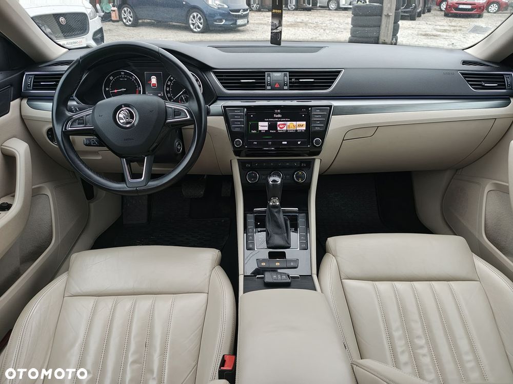 Skoda Superb 2.0 TDI DSG Premium Edition - 10