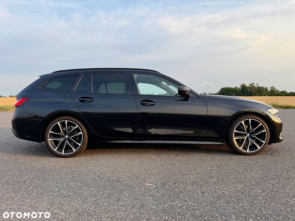 BMW Seria 3 320d xDrive Luxury Line sport - 8