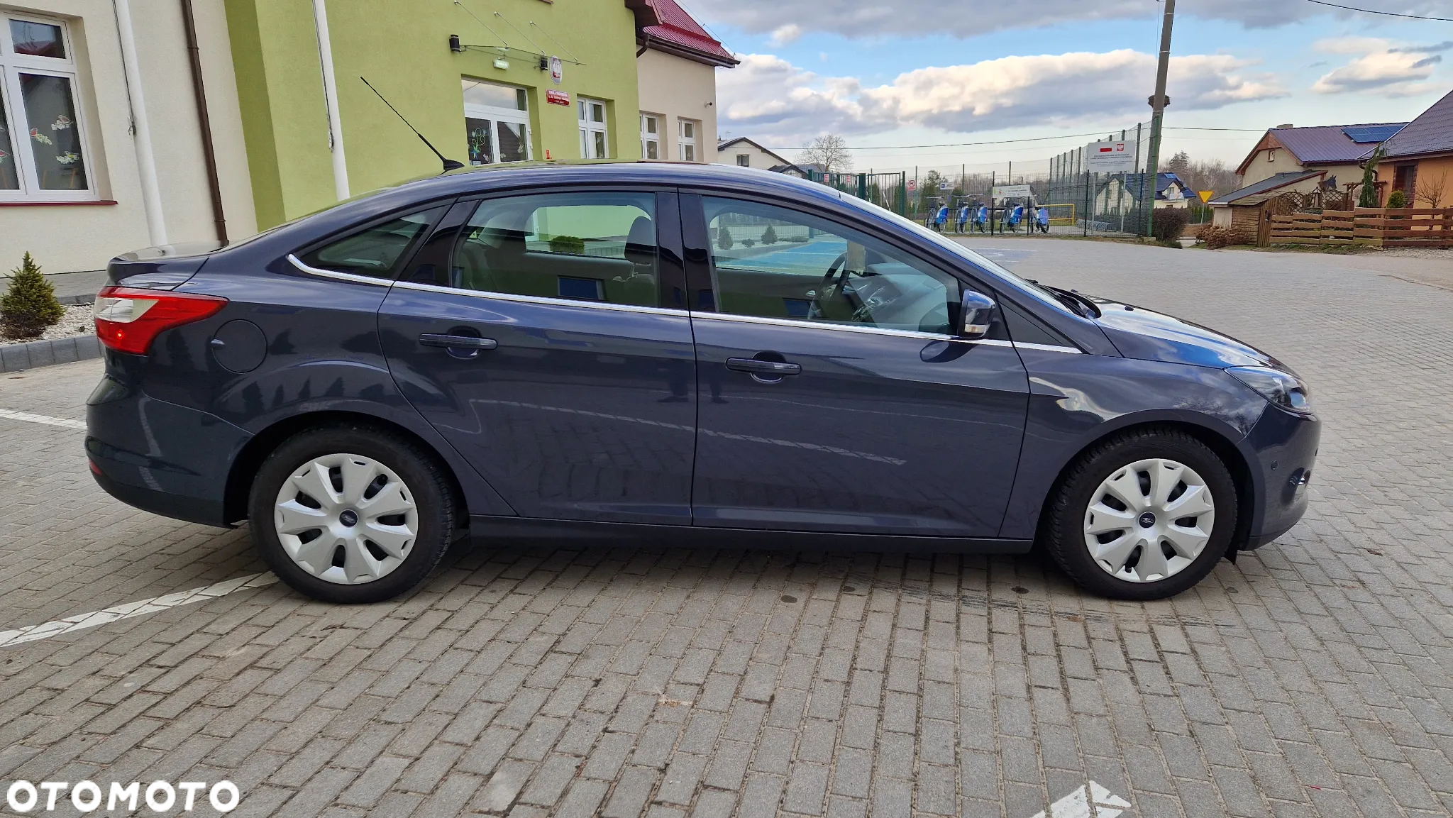 Ford Focus Turnier 1.6 EcoBoost Start-Stopp-System SYNC Edition - 14