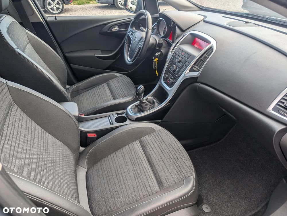 Opel Astra 1.4 Turbo Style - 9