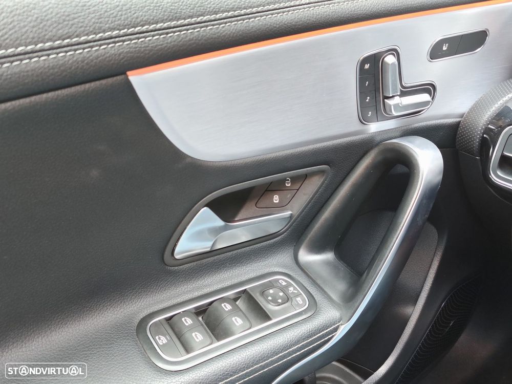 Mercedes-Benz A 35 AMG 4Matic - 23